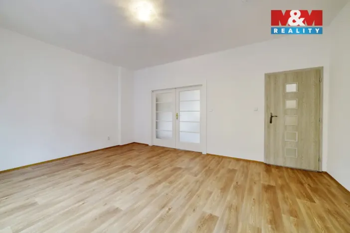 Pronájem bytu 3+1, Cheb, Valdštejnova, 86 m2