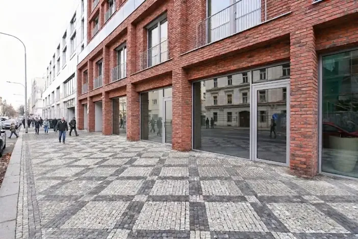 Prodej kanceláře, Praha - Karlín, Křižíkova, 1030 m2