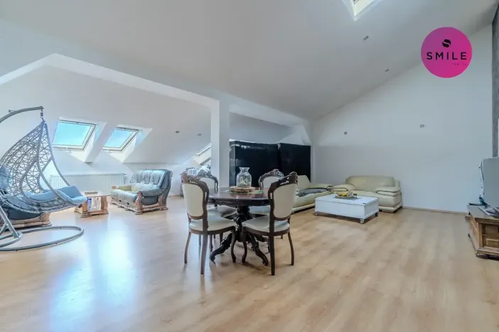 Prodej atypického bytu, Klimkovice, Náměstí, 135 m2