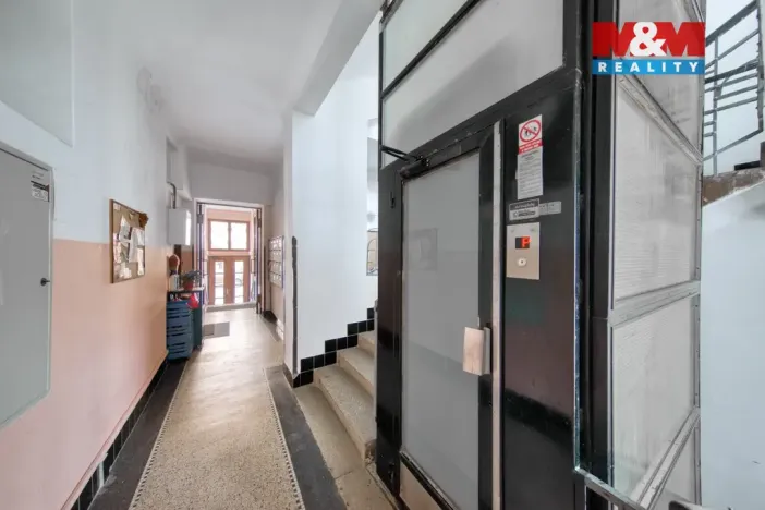 Prodej bytu 2+1, Praha - Bubeneč, U zeměpisného ústavu, 57 m2
