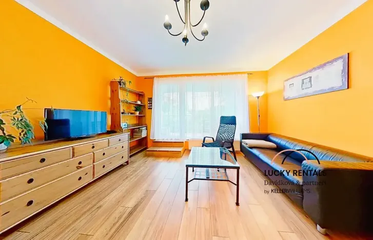 Pronájem bytu 2+kk, Praha - Uhříněves, Saturnova, 46 m2