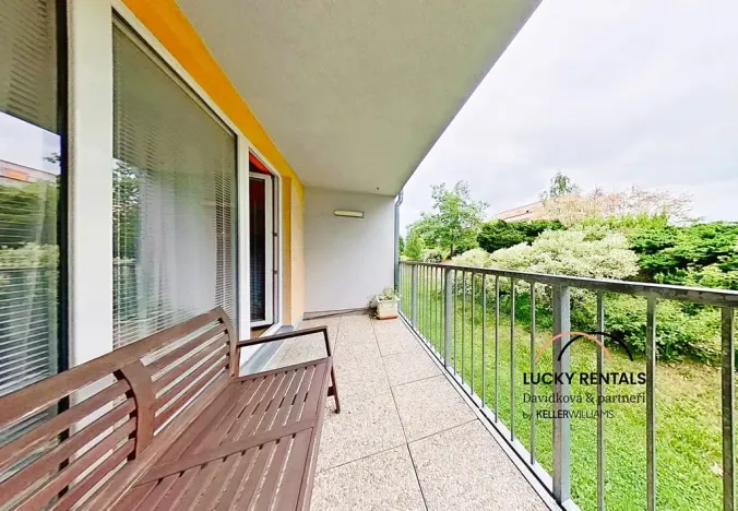 Pronájem bytu 2+kk, Praha - Uhříněves, Saturnova, 46 m2