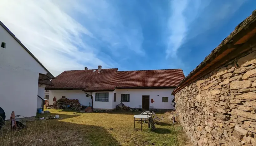 Prodej chalupy, Volenice, 250 m2
