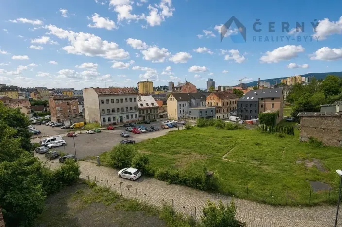 Pronájem bytu 2+1, Liberec, U Lomu, 49 m2