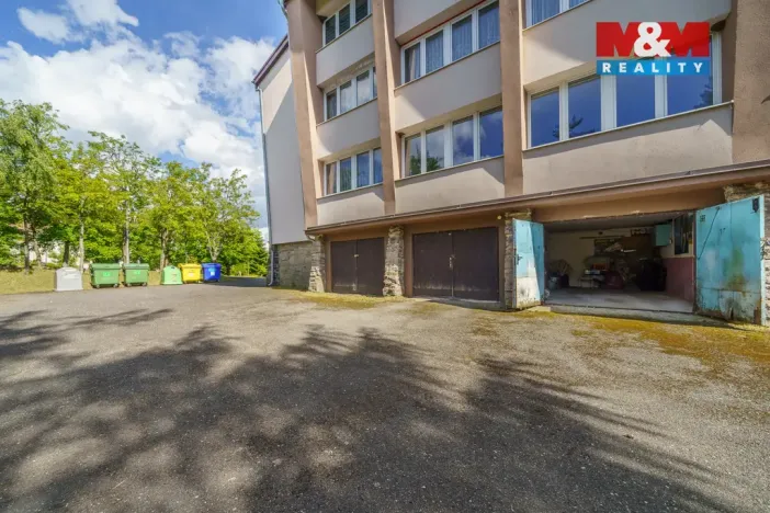Prodej bytu 3+1, Měděnec, Náměstí, 70 m2