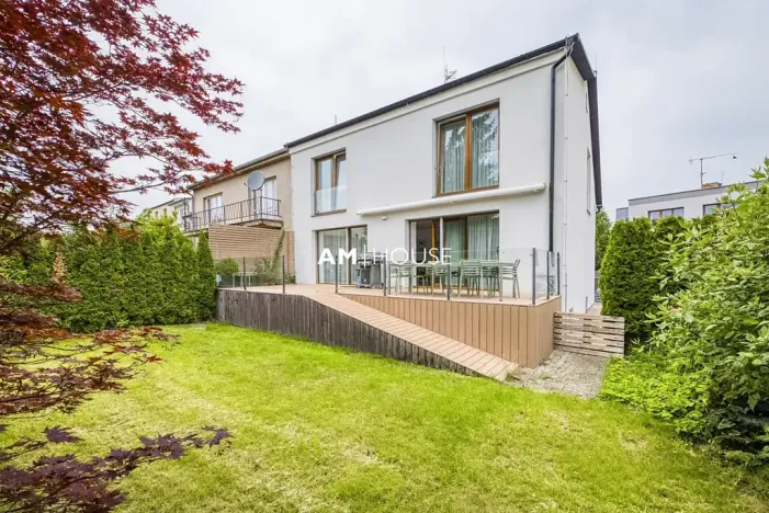 Pronájem rodinného domu, Praha - Suchdol, Návazná, 220 m2