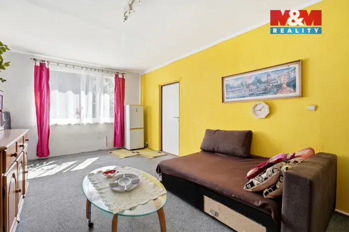 Prodej bytu 2+1, Černousy, 62 m2