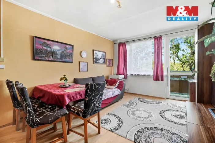 Prodej bytu 2+1, Černousy, 62 m2