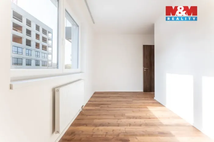 Pronájem bytu 3+kk, Praha - Vysočany, Pod Harfou, 127 m2
