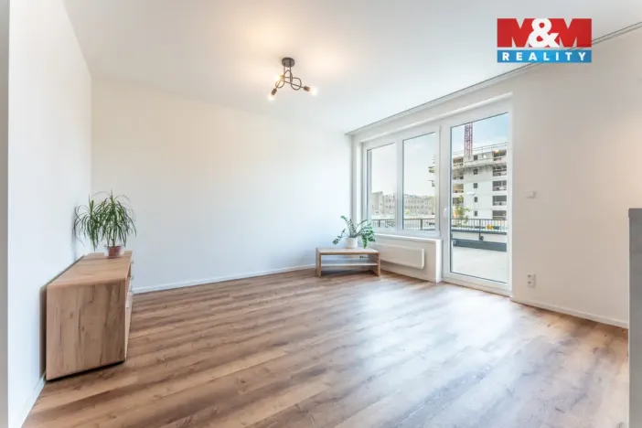 Pronájem bytu 3+kk, Praha - Vysočany, Pod Harfou, 127 m2