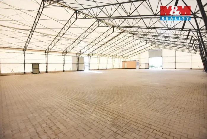 Pronájem skladu, Hlavenec, 950 m2