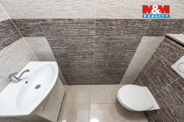 Prodej bytu 3+kk, Břežany II, 81 m2