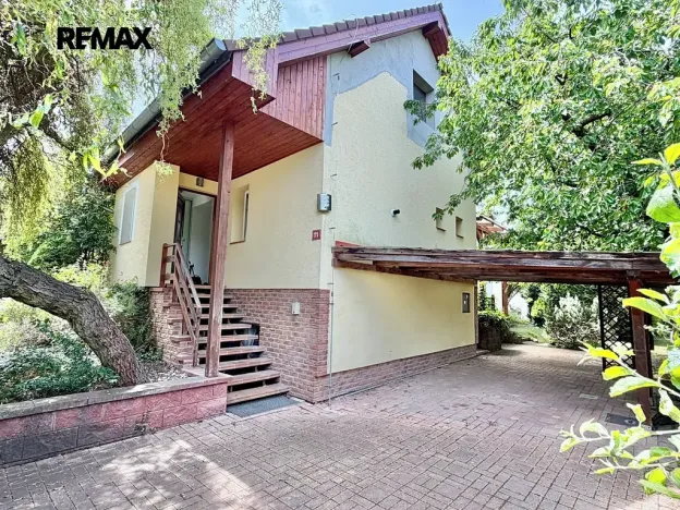 Prodej rodinného domu, Hřebeč, V háji, 165 m2