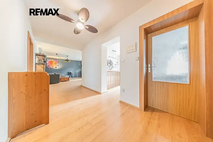 Prodej rodinného domu, Braškov, V Jezerech, 190 m2