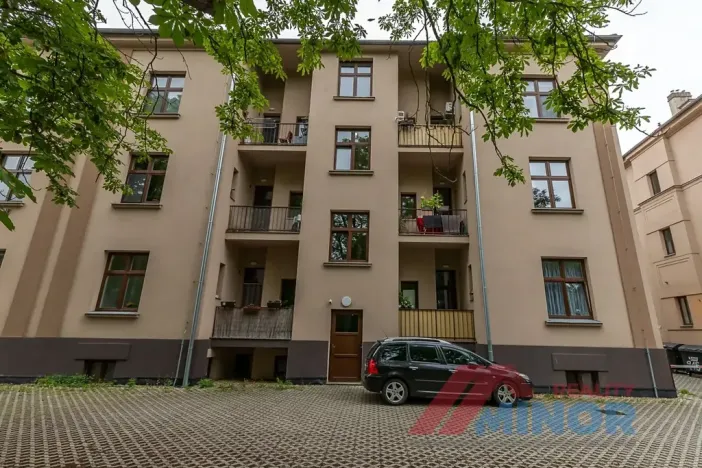 Prodej bytu 3+1, Slaný, Ouvalova, 98 m2