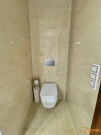 Prodej bytu 2+kk, Praha - Vršovice, Jerevanská, 77 m2