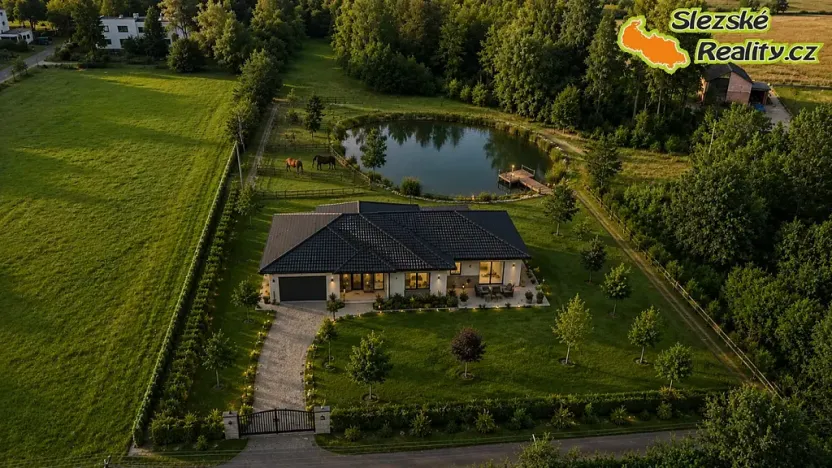 Prodej pozemku pro bydlení, Vojkovice, 7957 m2