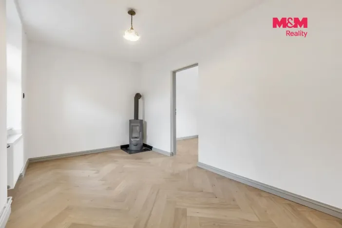 Prodej rodinného domu, Karlštejn, 61 m2
