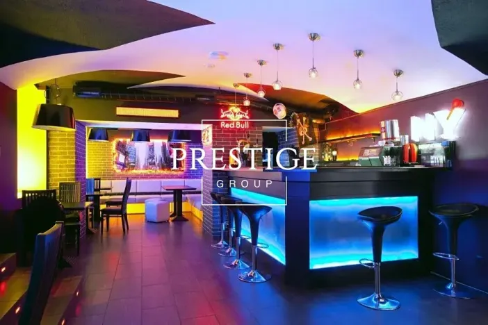 Pronájem restaurace, Praha - Holešovice, 350 m2