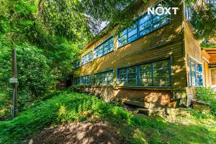 Prodej komerční nemovitosti, Benecko, 750 m2