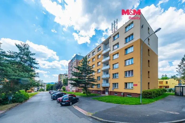 Prodej bytu 1+1, Karlovy Vary, Chomutovská, 35 m2