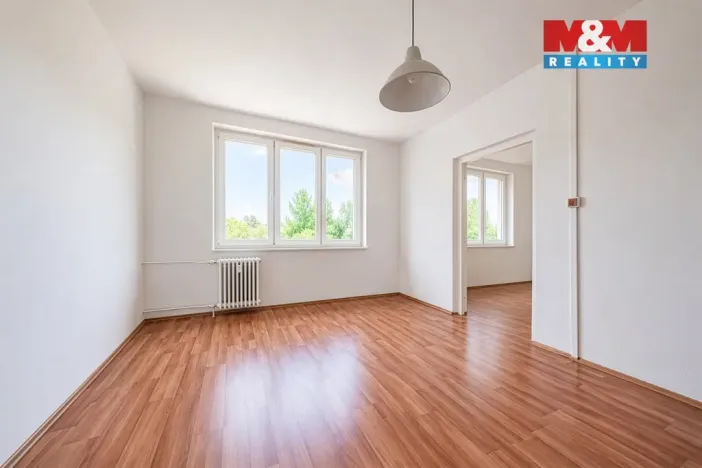 Prodej bytu 1+1, Karlovy Vary, Chomutovská, 35 m2
