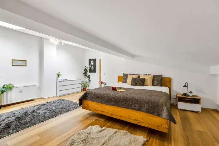 Prodej bytu 3+kk, Šestajovice, Komenského, 116 m2