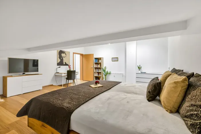 Prodej bytu 3+kk, Šestajovice, Komenského, 116 m2