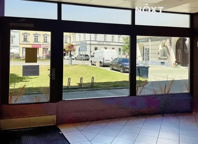 Pronájem obchodního prostoru, Prostějov, Pernštýnské nám., 62 m2