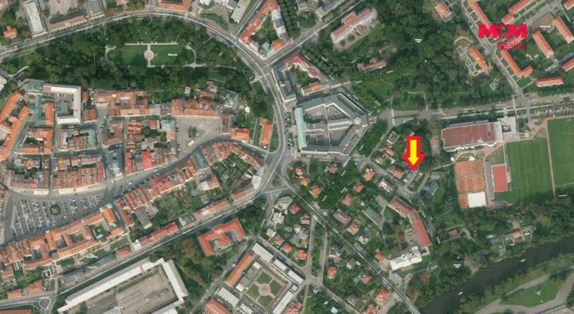 Pronájem garáže, Hradec Králové, U Kavalíru, 17 m2