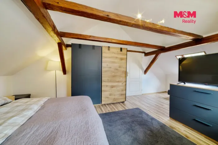 Prodej rodinného domu, Valy, Na Stráni, 238 m2