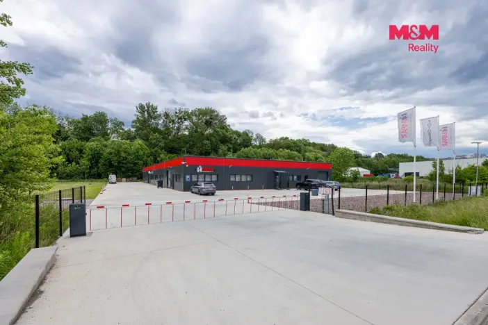 Prodej výrobních prostor, Pardubice - Staré Čívice, U Panasonicu, 5179 m2