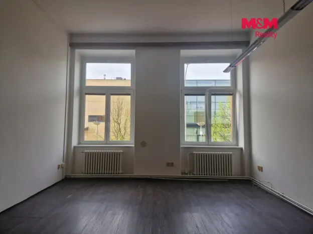 Pronájem kanceláře, Trutnov - Střední Předměstí, Spojenecká, 29 m2