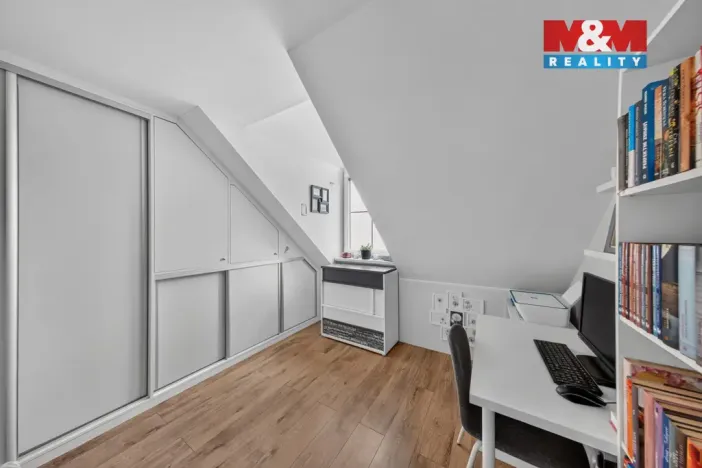 Prodej rodinného domu, Líbeznice, Ve Dvoře, 104 m2