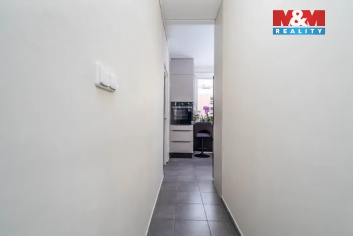Prodej bytu 4+1, Hradec Králové - Nový Hradec Králové, Mandysova, 71 m2