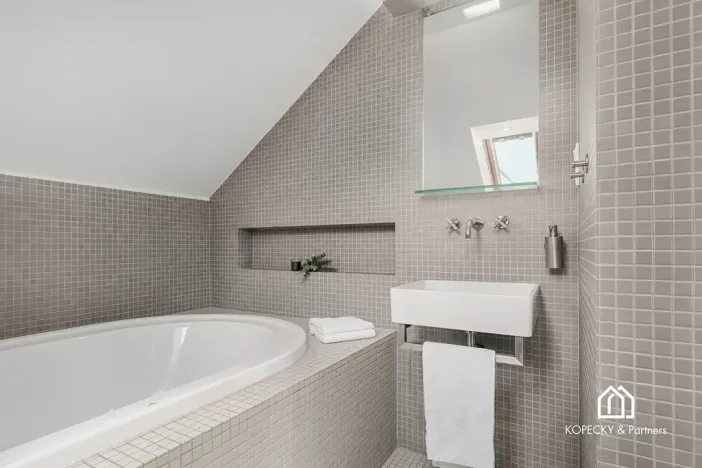 Prodej bytu 4+kk, Praha - Josefov, Široká, 212 m2