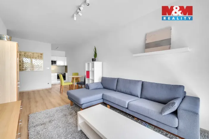 Pronájem bytu 2+kk, Pardubice - Bílé Předměstí, Husova, 58 m2
