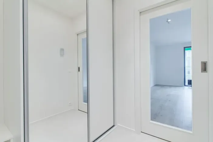Pronájem bytu 1+kk, Praha - Vršovice, Archangelská, 34 m2