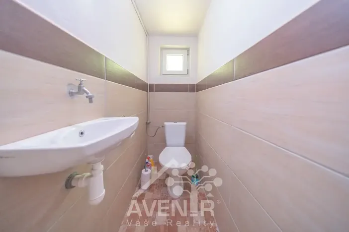 Prodej vinného sklepa, Čejkovice, 84 m2