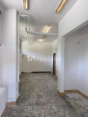 Pronájem obchodního prostoru, Orlová, U Moravy, 28 m2