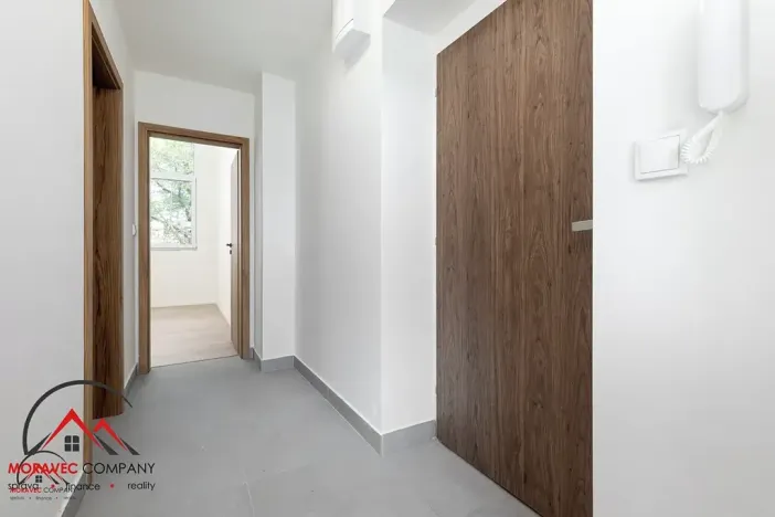 Pronájem bytu 2+kk, Ostrava, Křišťanova, 41 m2