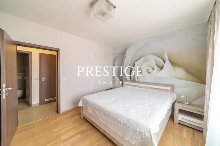 Pronájem bytu 2+kk, Praha - Karlín, Nekvasilova, 62 m2