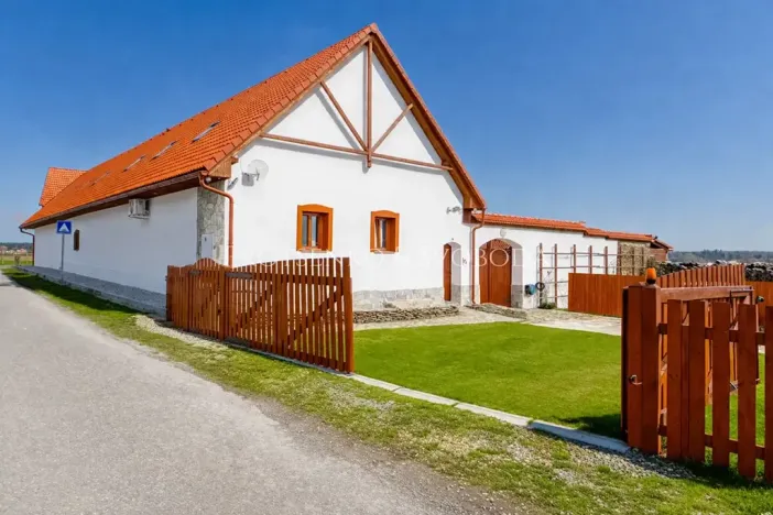 Prodej rodinného domu, Sedlečko u Soběslavě, 926 m2