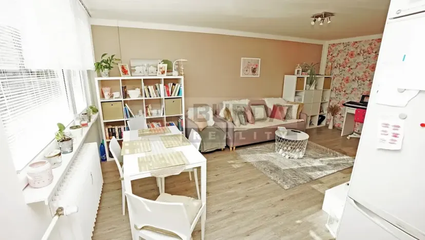 Prodej bytu 2+kk, Neratovice, 51 m2