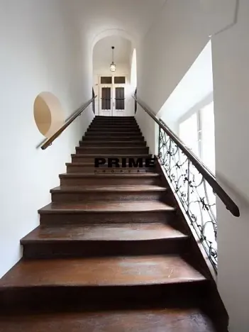 Pronájem bytu 3+1, Praha - Malá Strana, Sněmovní, 85 m2