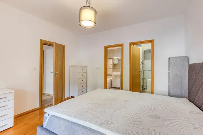 Prodej bytu 3+kk, Budva, Černá Hora, 120 m2