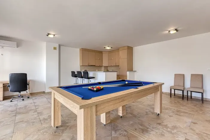 Prodej bytu 3+kk, Budva, Černá Hora, 120 m2