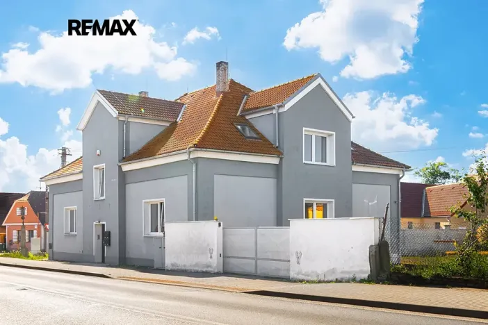 Prodej vícegeneračního domu, Kasejovice, 250 m2