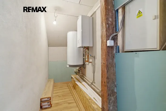 Prodej vícegeneračního domu, Kasejovice, 250 m2