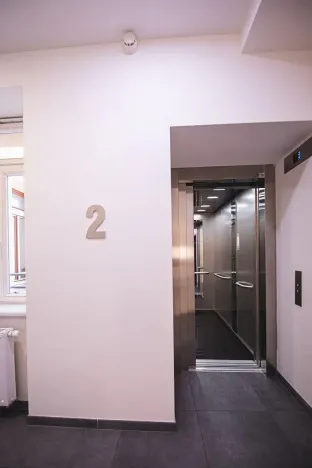 Pronájem bytu 1+kk, Praha - Karlín, Pod výtopnou, 24 m2